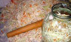 Вкусная хрустящая квашеная капуста в рассоле Простой рецепт засолки капусты белокочанной